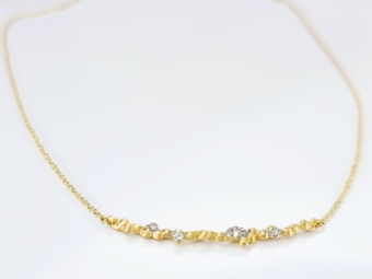 NANIS 18K Yellow Gold and Diamond Necklace 