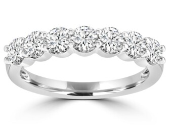 18K White Gold Brilliant Round Natural Mined Diamond Ring