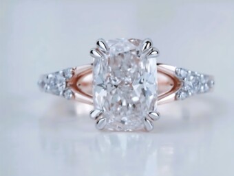 2.50ct Cushion Cut Diamond with side diamonds in Rose Gold
